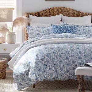 New The Company Store Poonam
Blue Floral Cotton
Percale Full Duvet + 2 Shams